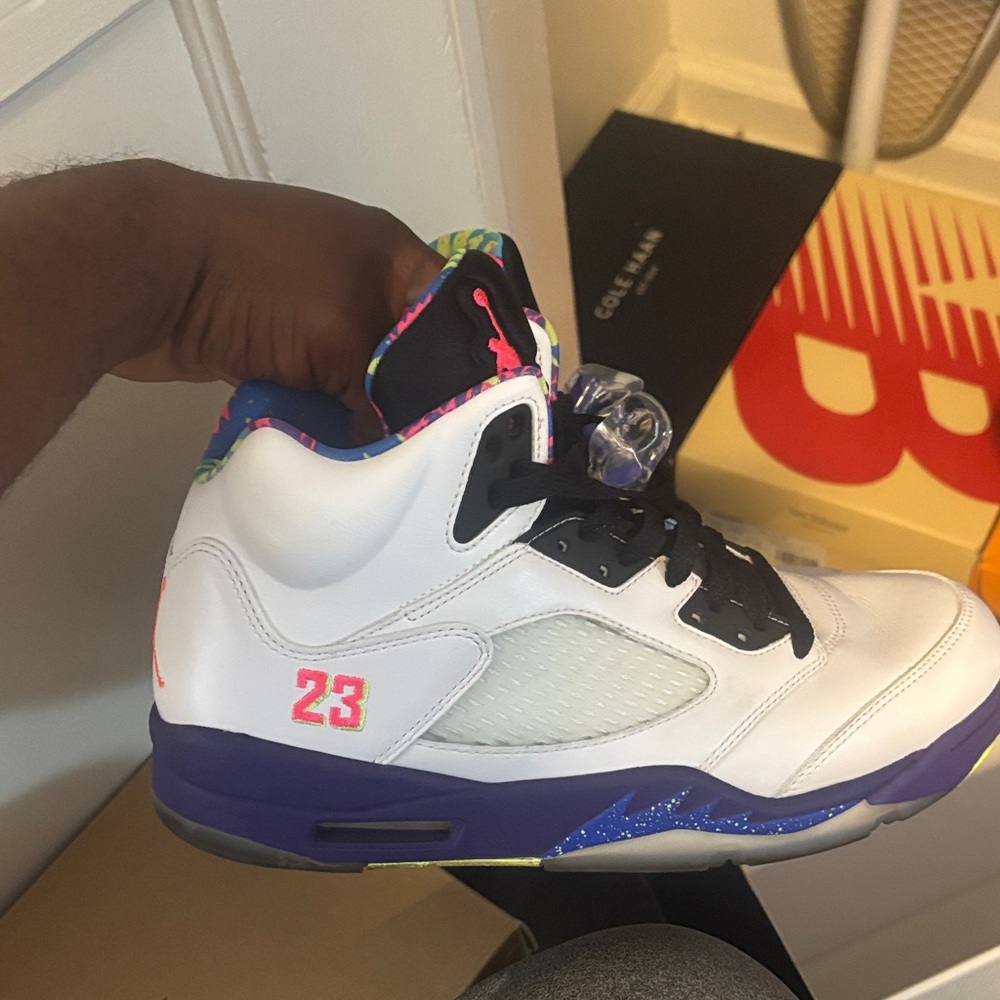 Retro 5 size 10 no box